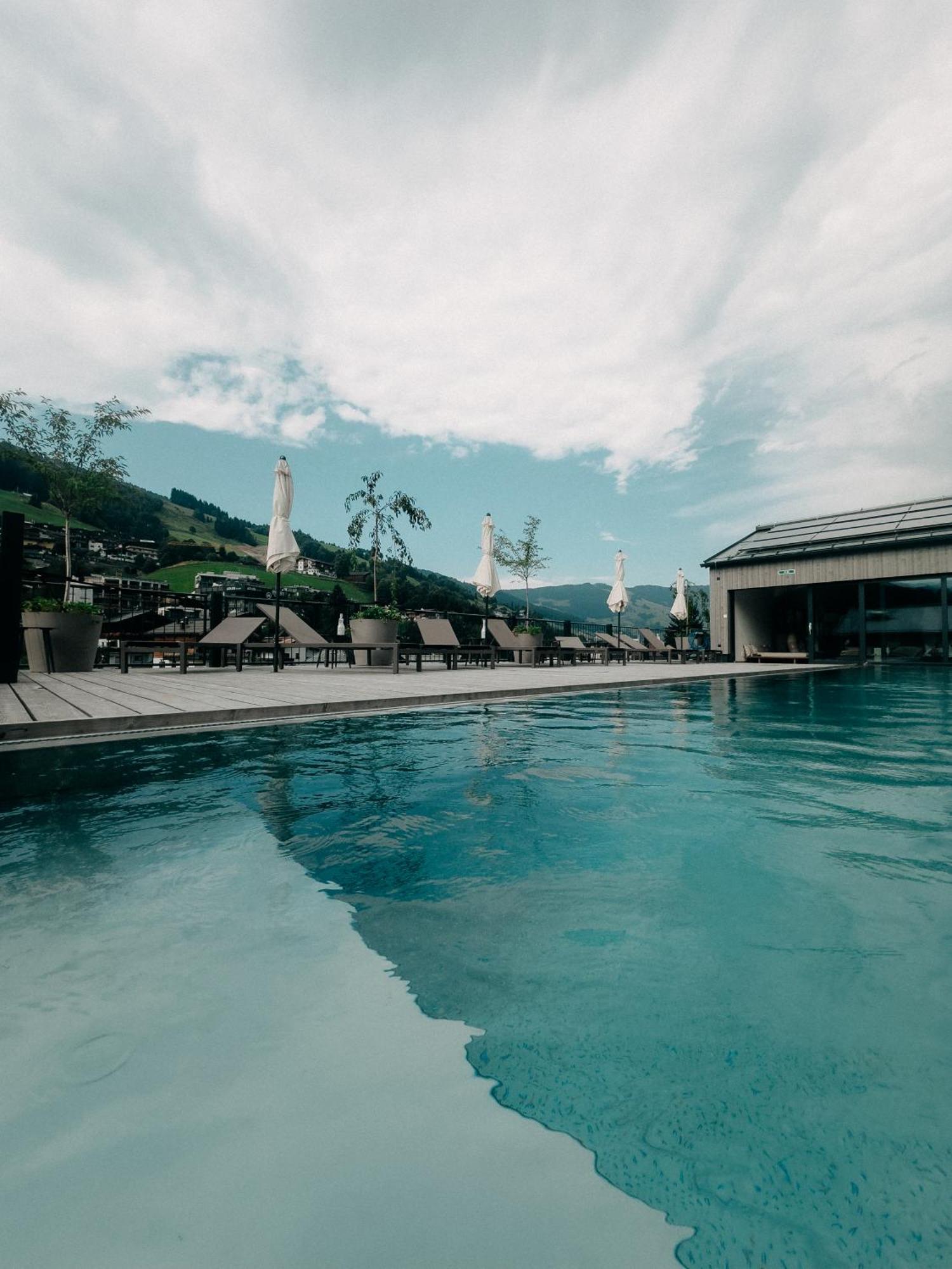Kerii - Adults Boutique Hotel ザールバッハ・ヒンターグレム エクステリア 写真